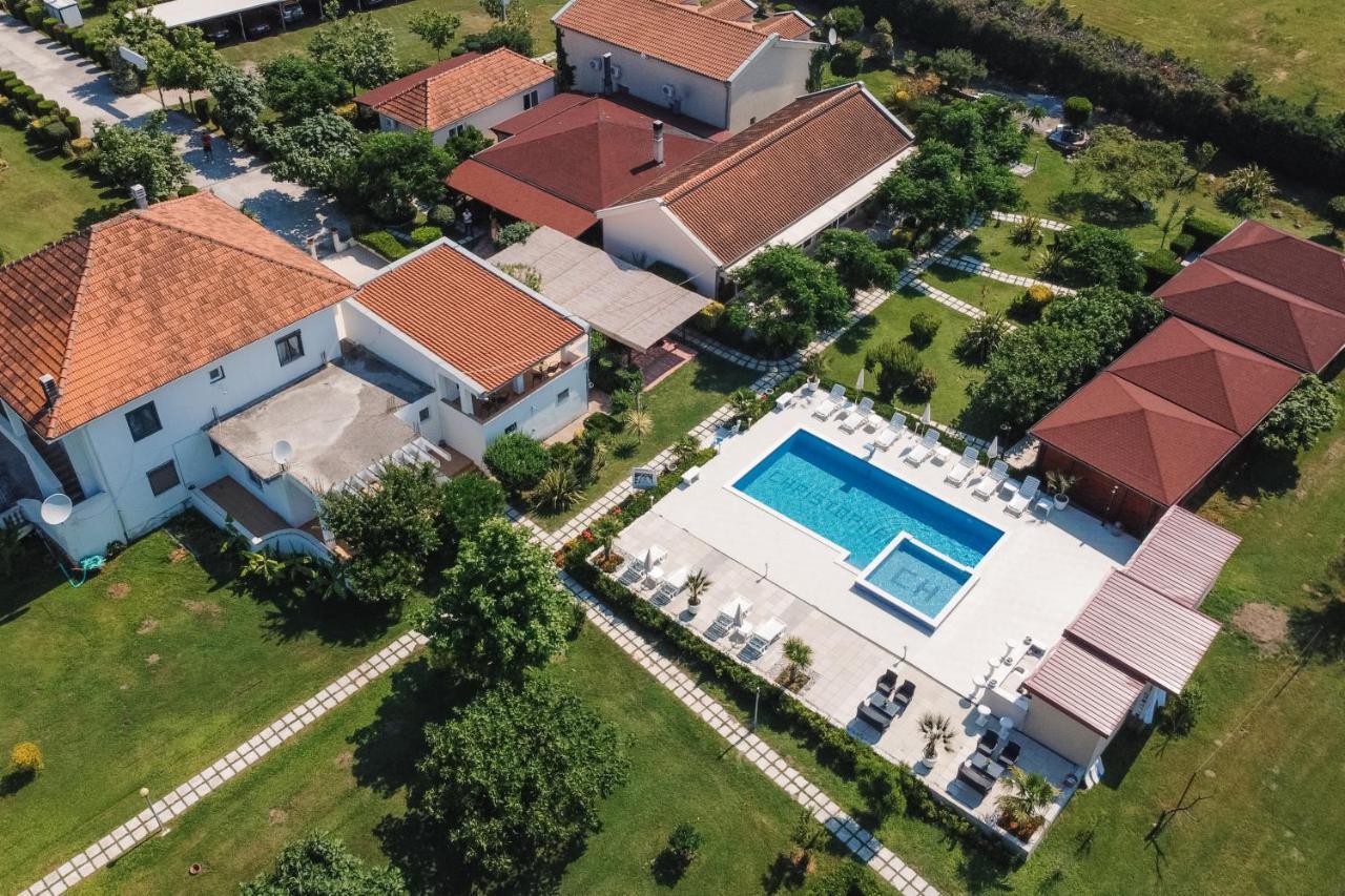 Christopher'S Apartments Ulcinj Exterior foto